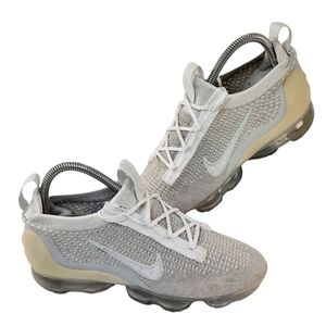 Women's NIKE AIR VAPORMAX 2021 FK WHITE-PURE PLATINUM SZ 7 [DC4112-100]